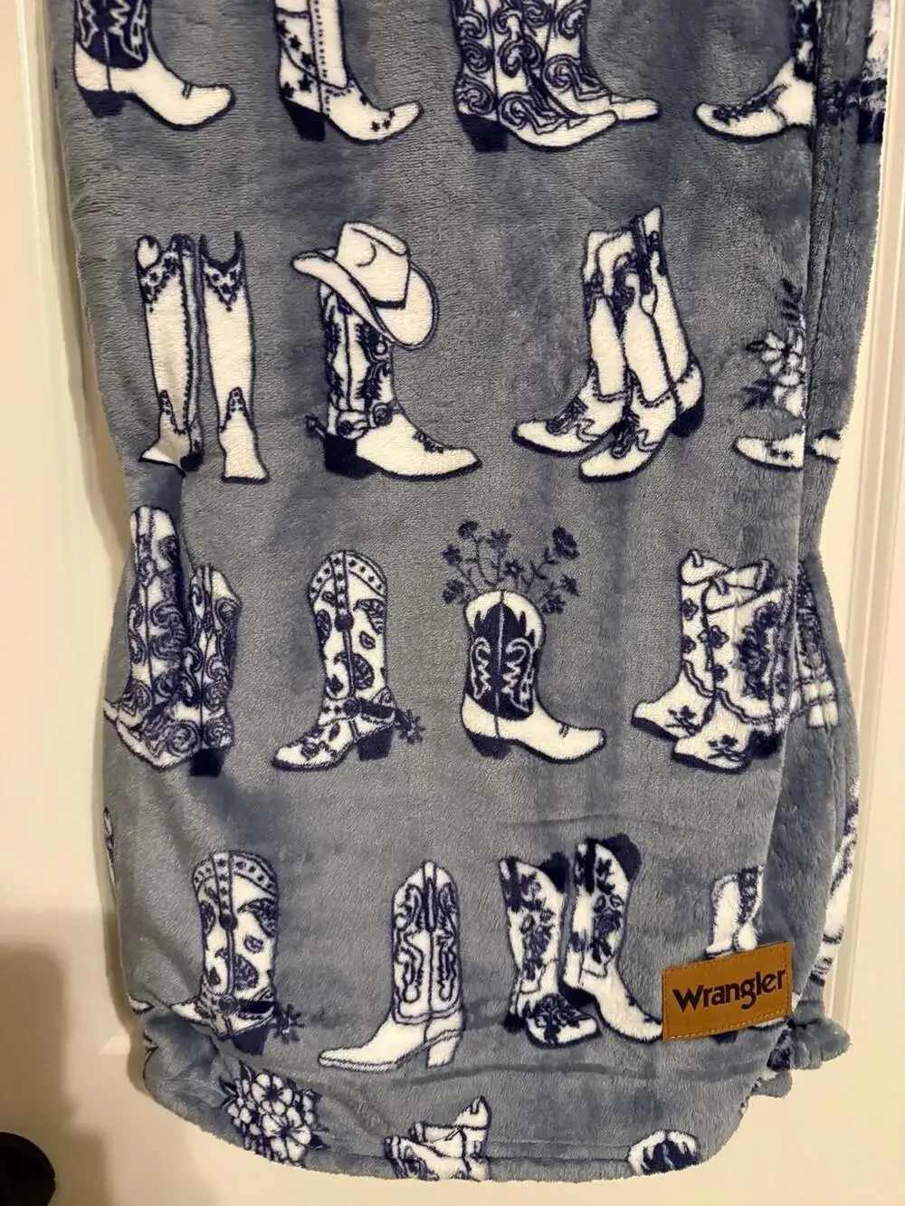 Wrangler Oversized Ultra Plush Throw Blanket Cowboy Boots 60